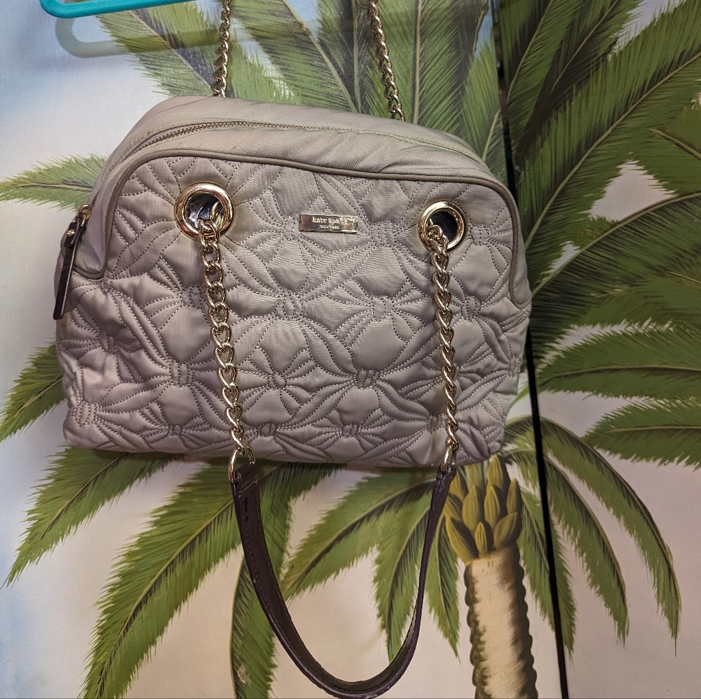Kate Spade handbag 👜 in taupe color